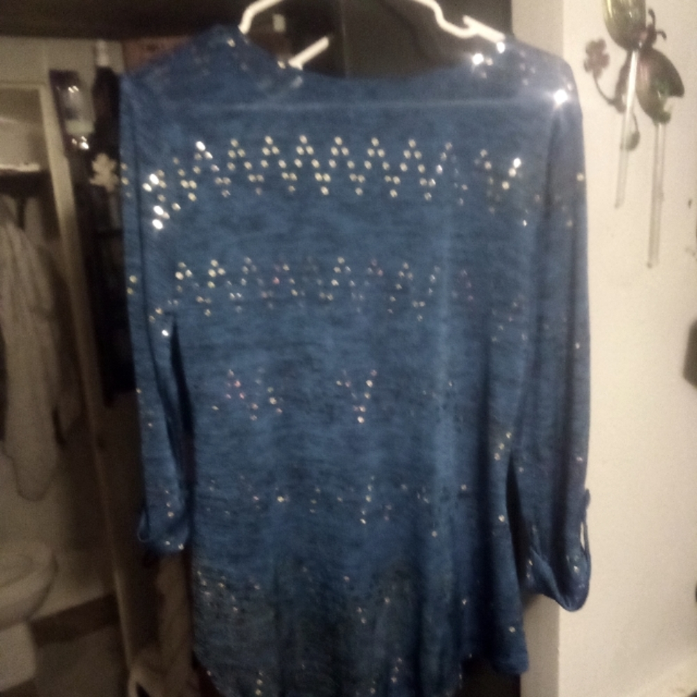 Woman shirt